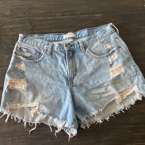 Abercrombie & Fitch Curve Love Shorts